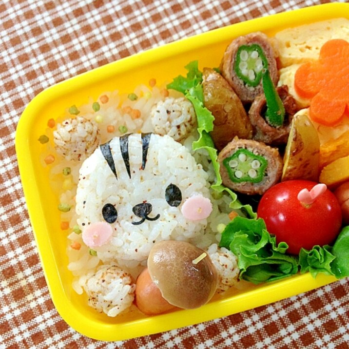 簡単キャラ弁☆秋のお弁当に！リスくんのお弁当♪